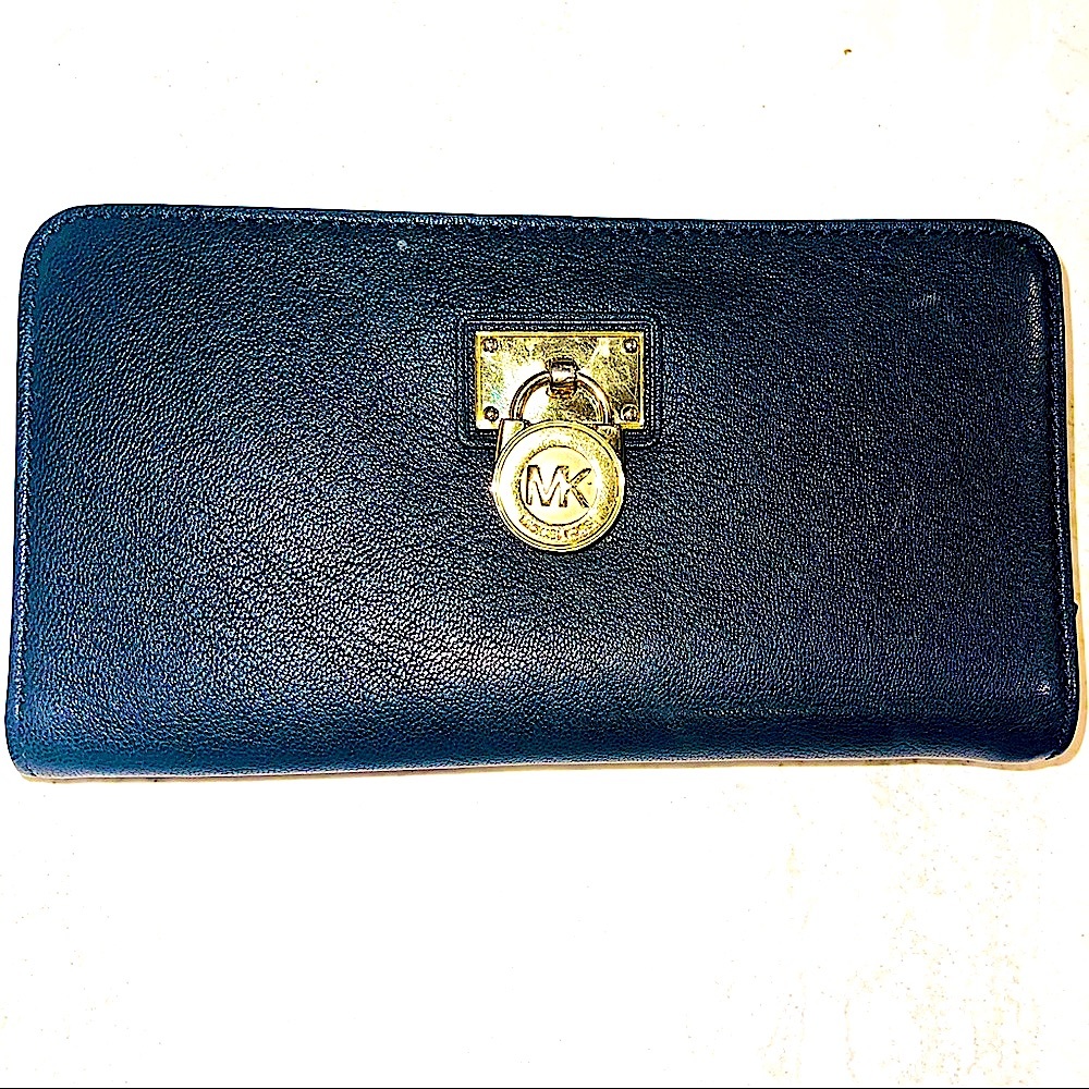 Michael Kors wallet